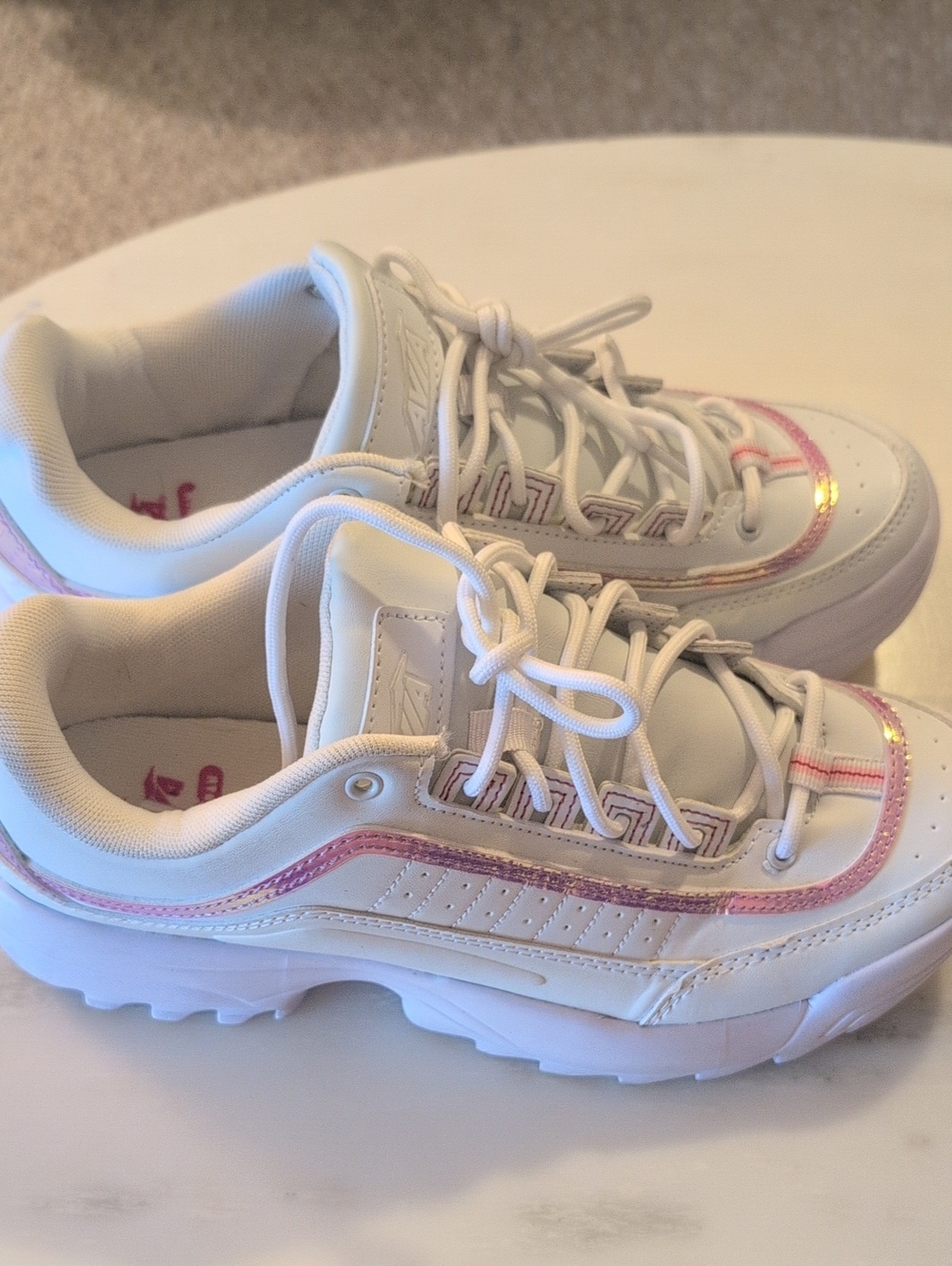 Avia White Sneakers with Pink Trim - Comfortable Lace-Up Shoes